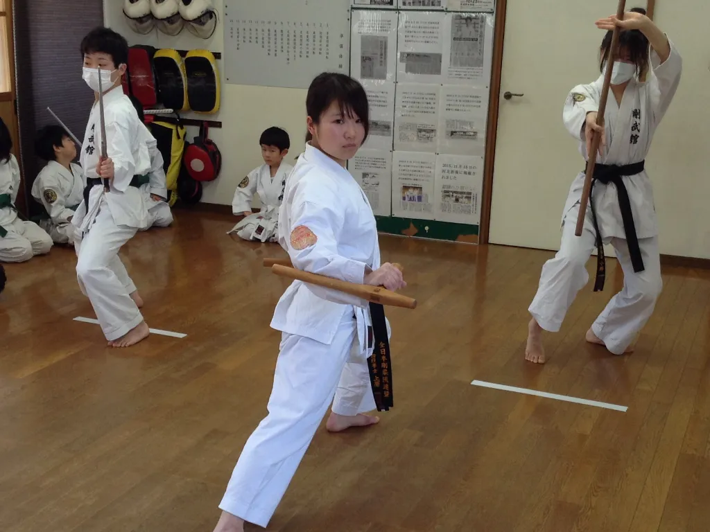 空手×武器術!武道空手信龍会で学べる「古武道」の魅力